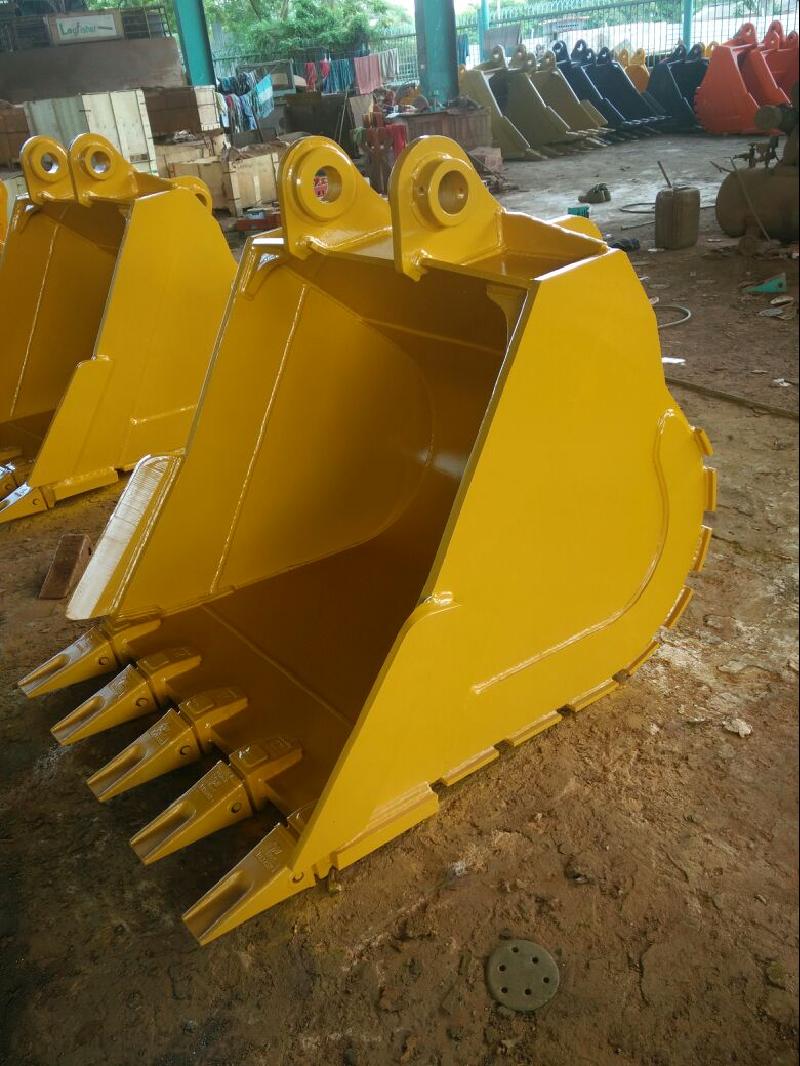 CAT320D ROCK BUCKET