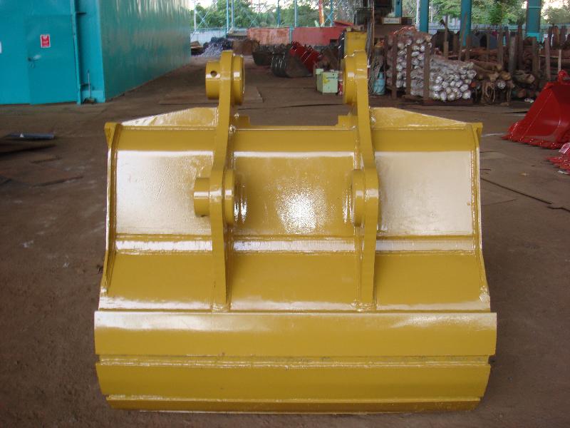CAT320D ROCK BUCKET