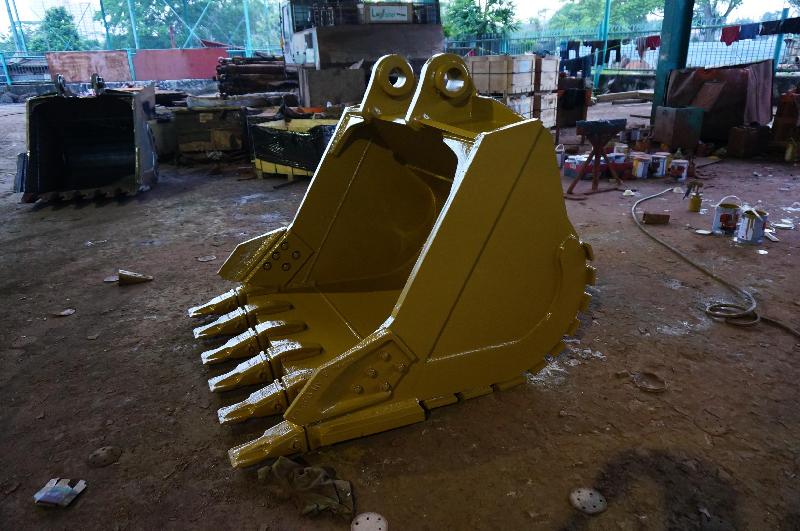 CAT345 BUCKET