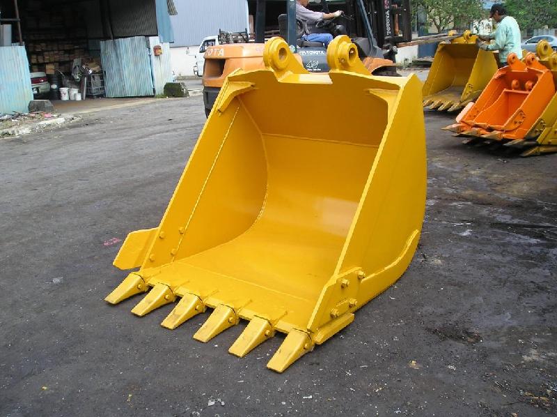 PC200 BUCKET