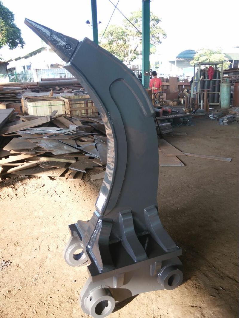 EC360 HEAVY DUTY RIPPER